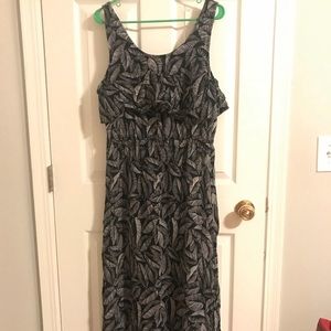 Black and White Maxi Dress-L